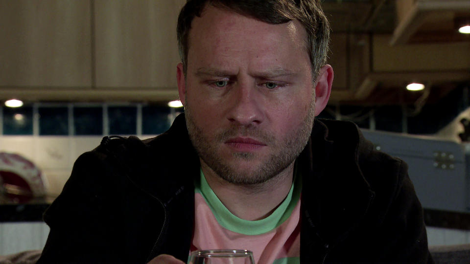 FROM ITV

STRICT EMBARGO - No Use Before Tuesday 14th February 2023

Coronation Street - Ep 1088687

Friday 24th February 2023

While Billyâ€™s back is turned, Paul Foreman [PETER ASH] struggles to grip a glass with his right hand but hides his concern.

Picture contact - David.crook@itv.com

This photograph is (C) ITV and can only be reproduced for editorial purposes directly in connection with the programme or event mentioned above, or ITV plc. This photograph must not be manipulated [excluding basic cropping] in a manner which alters the visual appearance of the person photographed deemed detrimental or inappropriate by ITV plc Picture Desk. This photograph must not be syndicated to any other company, publication or website, or permanently archived, without the express written permission of ITV Picture Desk. Full Terms and conditions are available on the website www.itv.com/presscentre/itvpictures/terms
