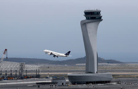 A Turkish Airlines Star Alliance plane takes off from the city's new Istanbul Airport in Istanbul, Turkey, April 6, 2019. REUTERS/Umit Bektas