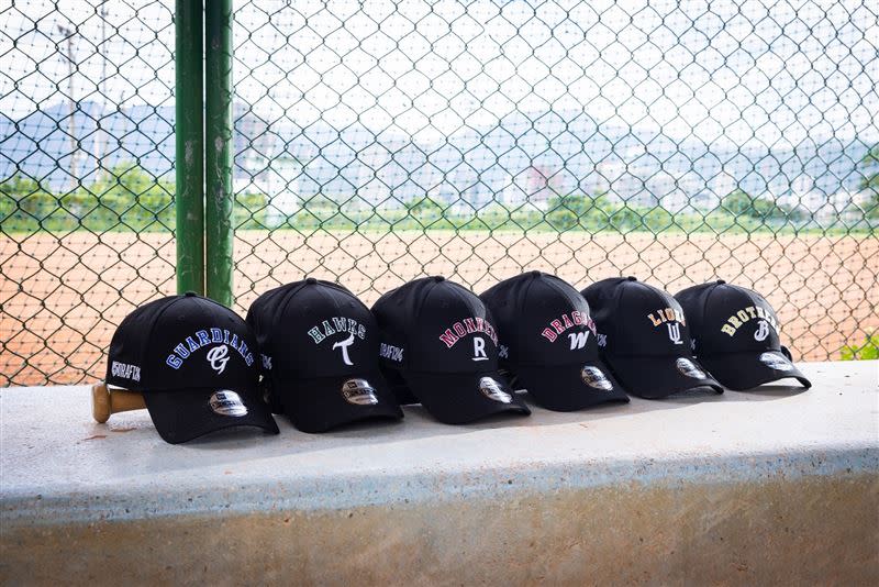 「2024 CPBL DRAFT」系列以中華職棒六支球隊為主軸，將各隊伍的英文名稱、代表色及LOGO設計上帽。（圖／品牌提供）
