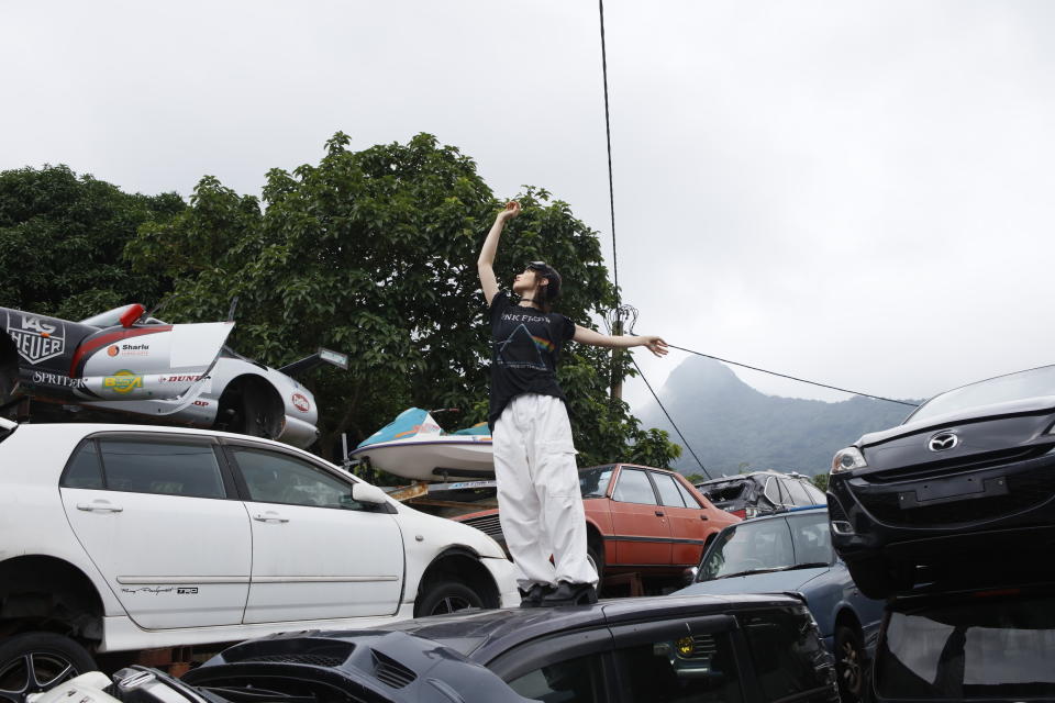 泳兒 x Pandora化身女車手 新歌以駕駛比喻人生：揸車可以自己掌控人生