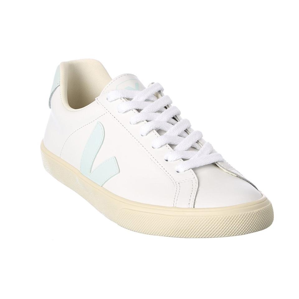 VEJA Esplar Logo Leather Sneaker