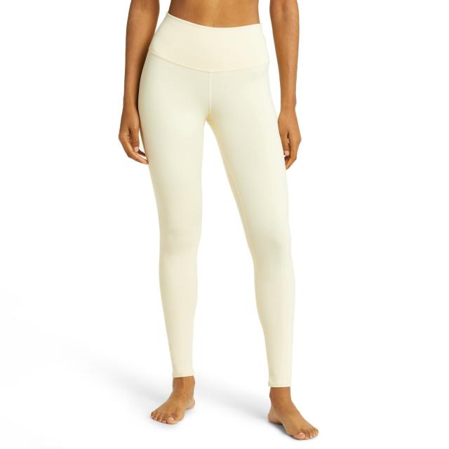 Alo Yoga Women's High-Waist Airbrush Legging  White leggings outfit, White  workout leggings, Fashion jackson