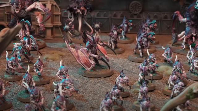 Speed Painting Tyranid Swarms (Tips and Process for Painting Large Armies)  - Tangible Day