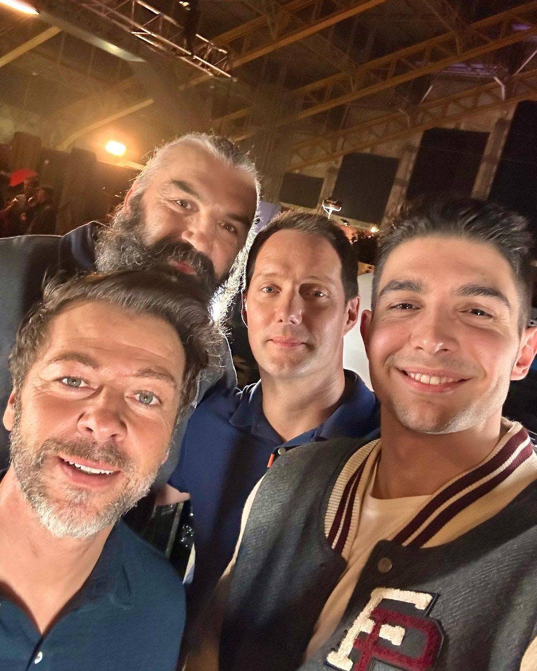 Esteban Ocon, Christophe Maé, Thomas Pesquet et Sébastien Chabal pour le concert des Enfoirés 2023.