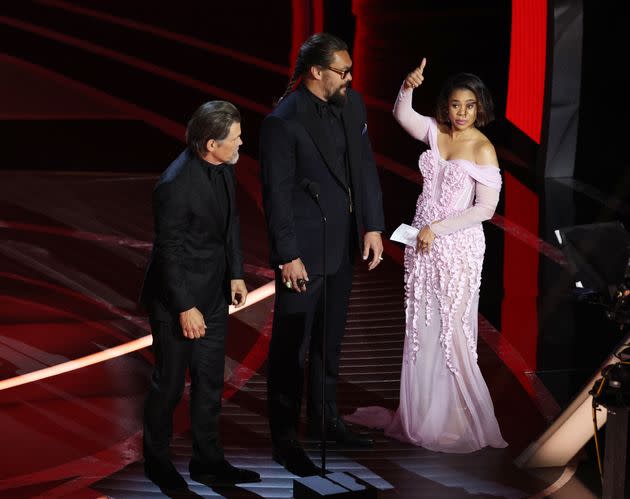 Regina Hall with Josh Brolin and Jason Momoa after their pat-down. (Photo: Myung Chun via Getty Images)