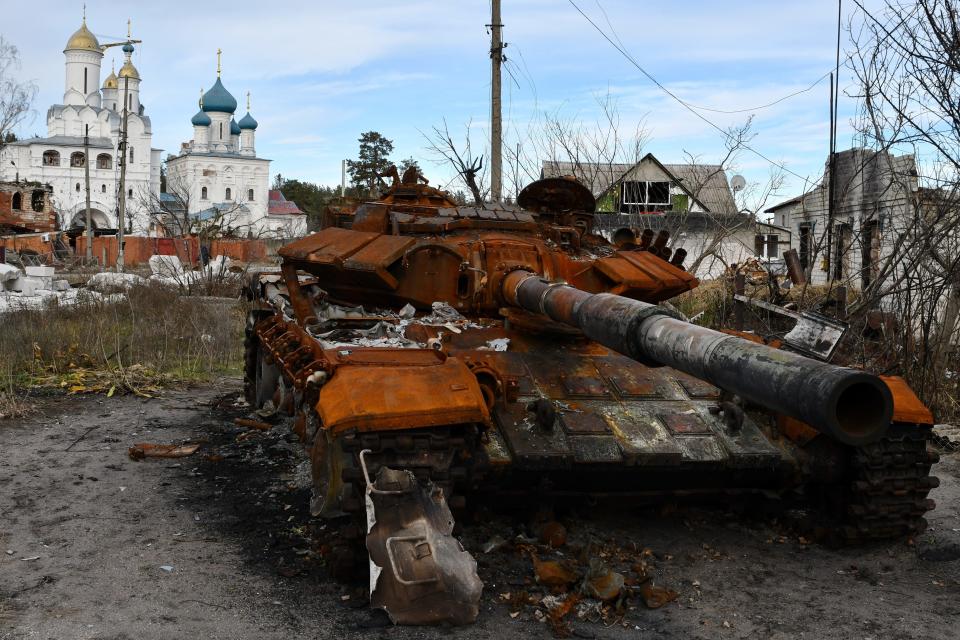 A destroyed Russian tank in eastern Donetsk.