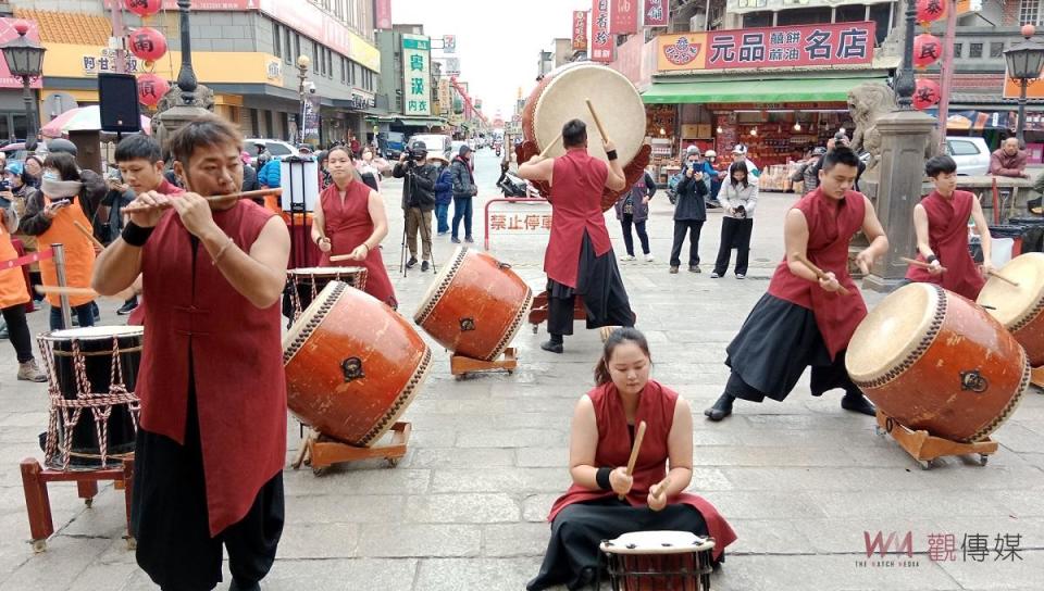 1月27日與在地知名餐旅業者「劍湖山渡假大飯店」合作，以年末豐收、犒賞家人的精神創意規劃，舉辦「古坑茂谷柑節」開幕儀式，形塑「犒賞」之精神，強調茂谷柑鮮果是當令最佳之飯後水果，並與在地業者、社區合作，現場備有各種茂谷柑創意小點供來賓體驗茂谷柑的多元風味，其中「純粹茂谷柑果醬」是由獲得有「果醬界奧斯卡」之稱的「2021世界柑橘果醬大賽金賞獎」業者「奶油巴士烘焙屋」所研製/，另外結合在地「古坑鄉農會」創意研發的「茂谷柑咖啡雪Q餅」、「100%茂谷柑果汁」等，共同創意呈現茂谷柑多元風貌，透過茂谷柑創意加工品，為「古坑茂谷柑節」揭開序幕。