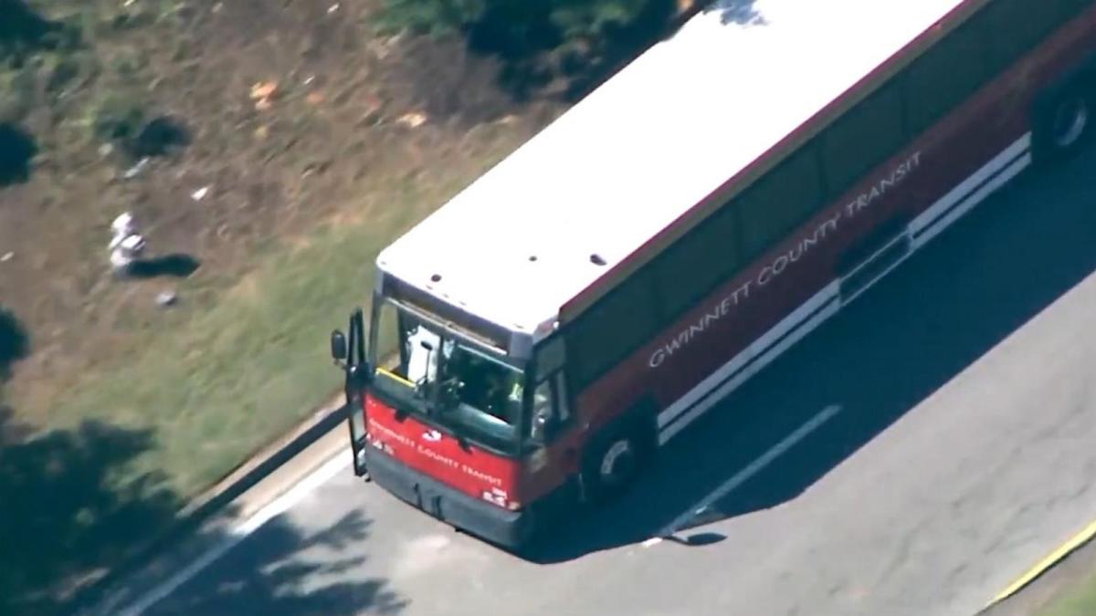 1 dead after bus hijacking in Georgia; suspect in custody: police