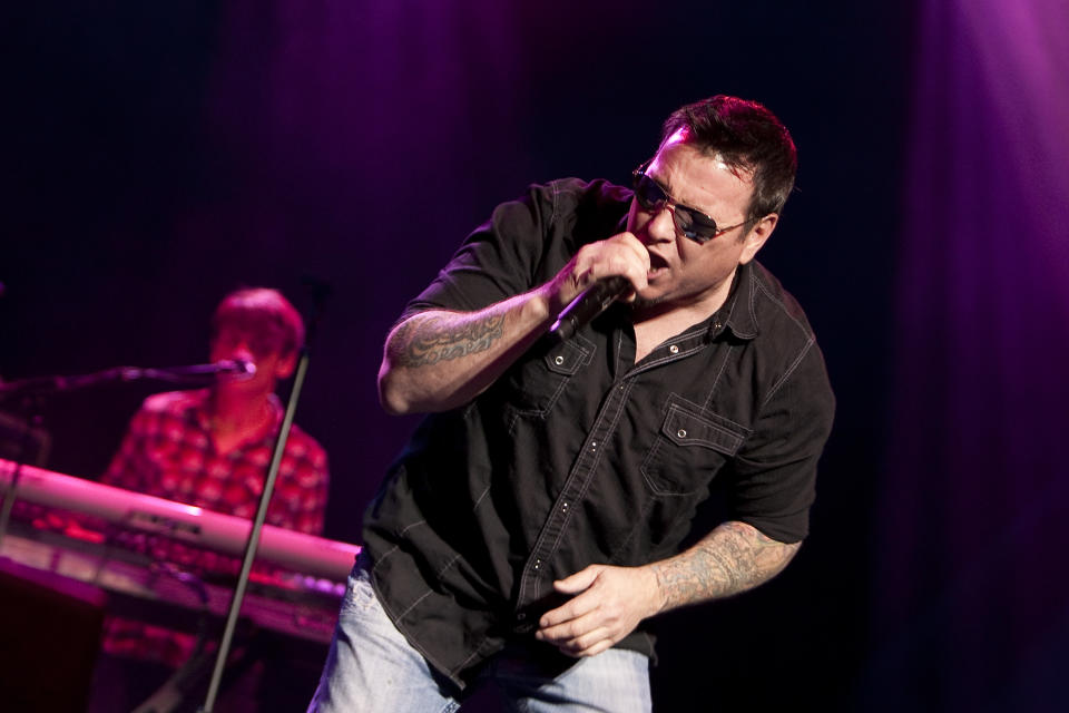 MILWAUKEE, WI - MARCH 10: Steve Harwell of Smash Mouth performs at the 2nd annual Grand Slam Charity Jam at the Potawatomi Bingo Casino on March 10, 2012 in Milwaukee, Wisconsin.  (Photo by Mike McGinnis/Getty Images)