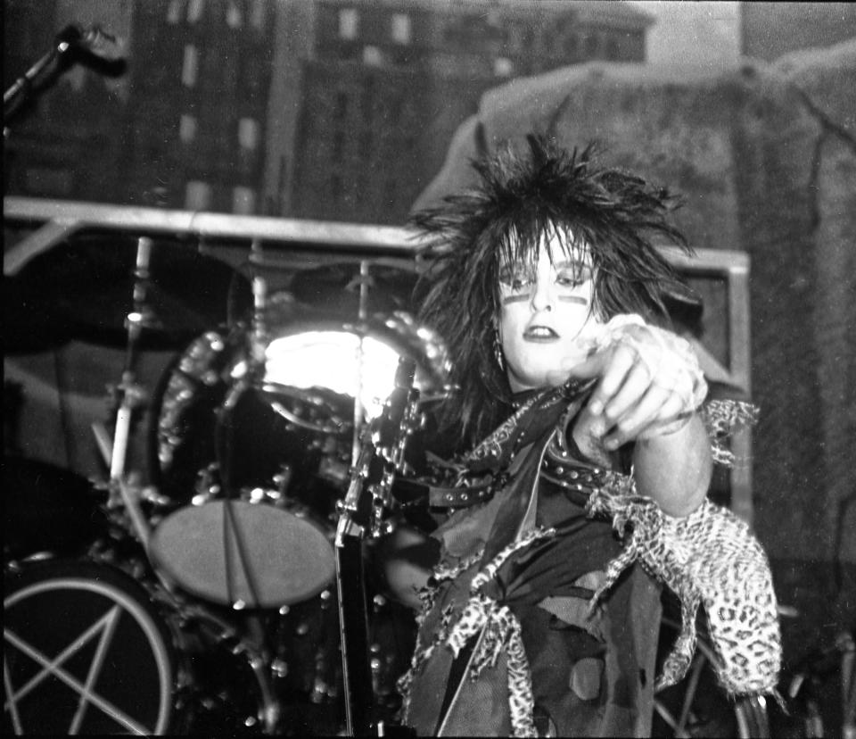 Nikki Sixx with Motley Crüe in 1983. (Photo: Bill Tompkins/Getty Images)