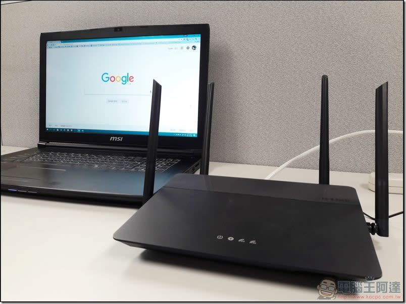 D-Link DIR-878 雙頻無線路由器 開箱 無線訊號總是不夠強？三倍穿透力讓你上網無死角