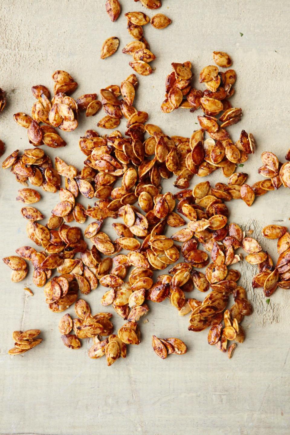 How to Make Pumpkin Seeds, the Ultimate Healthy Fall Snack
