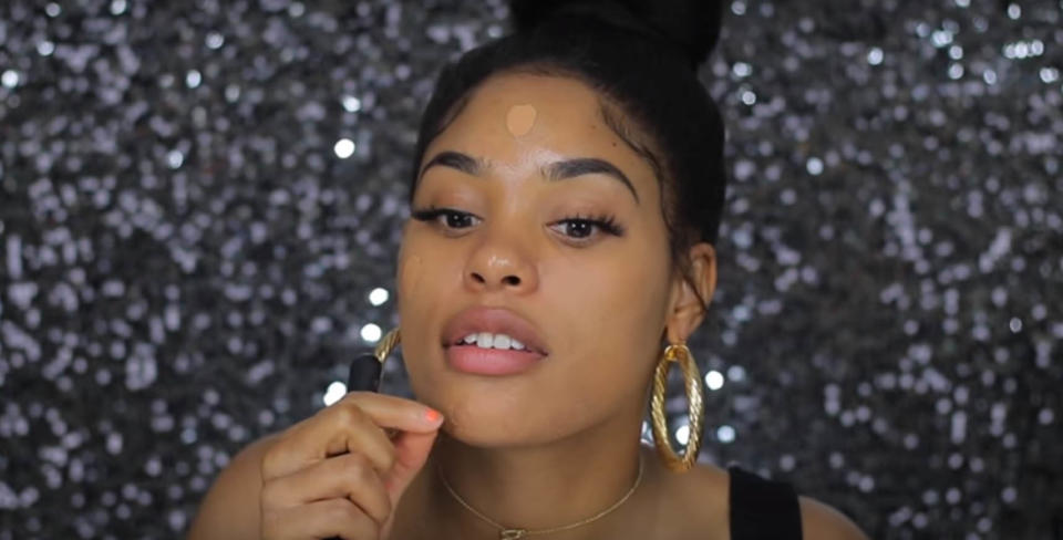 Beauty blogger Raye Boyce was not impressed. [Photo: YouTube/ItsMyRayeRaye]