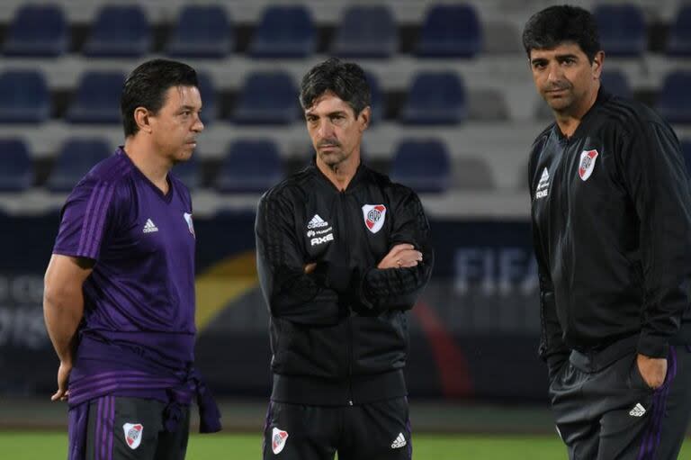 Gallardo, con Buján y Biscay, los dos ayudantes de campo que ya lo acompañaron en su primer ciclo en River