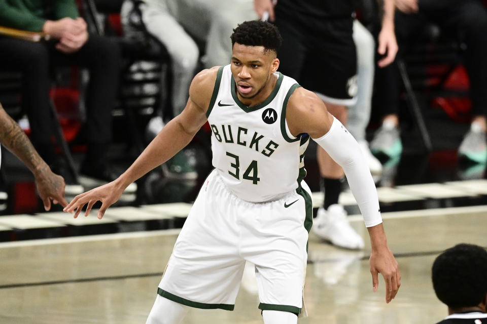 字母哥Giannis Antetokounmpo與密爾瓦基公鹿目前在季後賽的路上已遇到大難題。（Photo by Steven Ryan/Getty Images）