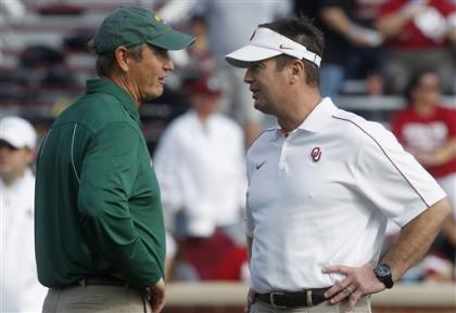 Baylor's Art Briles has won two of his last three against Bob Stoops and Oklahoma, but both wins were in Waco. (AP)