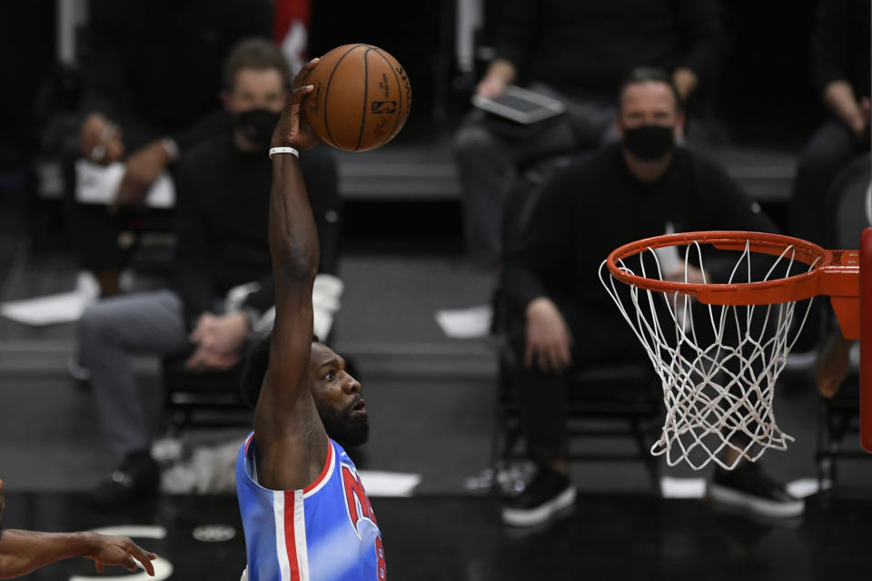 Brooklyn Nets' Jeff Green dunks during the second half of an NBA basketball game against the Chicago Bulls Sunday, April 4, 2021, in Chicago. (AP Photo/Paul Beaty)