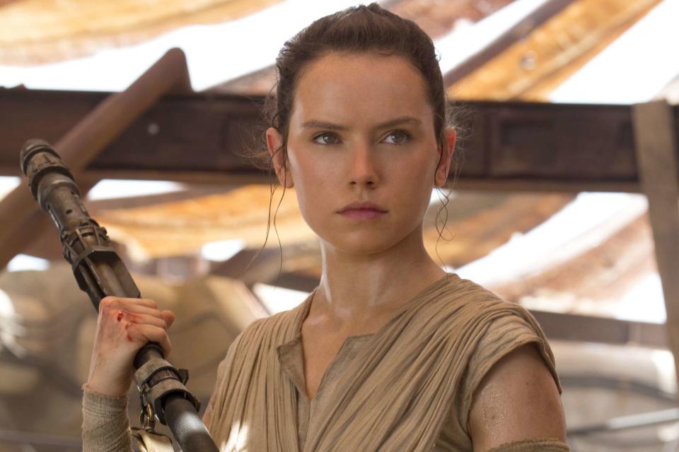 Lucasfilm/Bad Robot/Walt Disney Studios/Kobal/Shutterstock Daisy Ridley as Rey in <em>Star Wars: Episode VII – The Force Awakens</em> (2015)