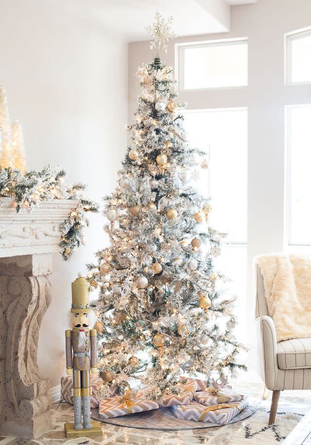7) Elegant Gold and Silver Christmas Tree