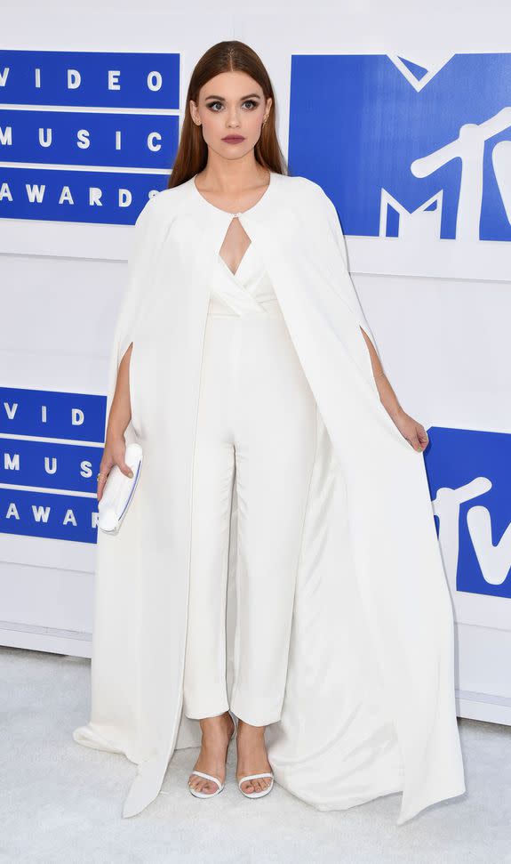 Holland Roden attends the 2016 MTV Video Music Awards on August 28, 2016 at Madison Square Garden in New York. / AFP / Angela Weiss (Photo credit should read ANGELA WEISS/AFP/Getty Images)