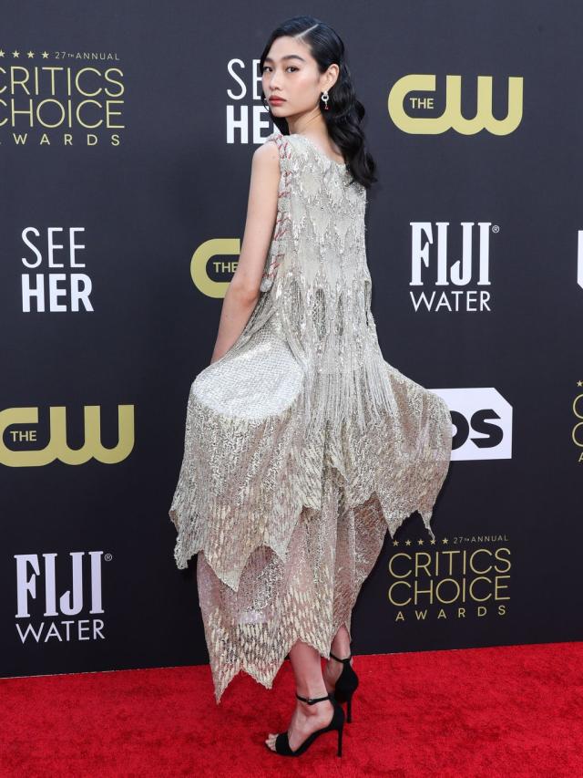 Selena Gomez Wore Louis Vuitton To The 2022 Critics' Choice Awards