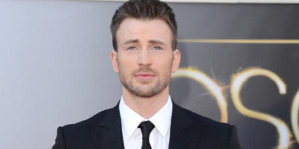 Chris Evans es nombrado “El Hombre Vivo Más Sexy” del 2022