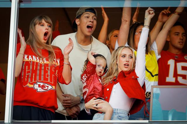 Every Festive Game Day Outfit Brittany Mahomes Rocked While Cheering On  Husband Patrick Mahomes