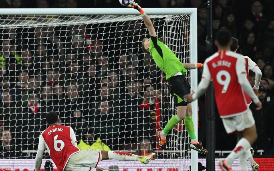 Arsenal's English goalkeeper #01 Aaron Ramsdale makes a save during the English Premier League football match between Arsenal and Brentford