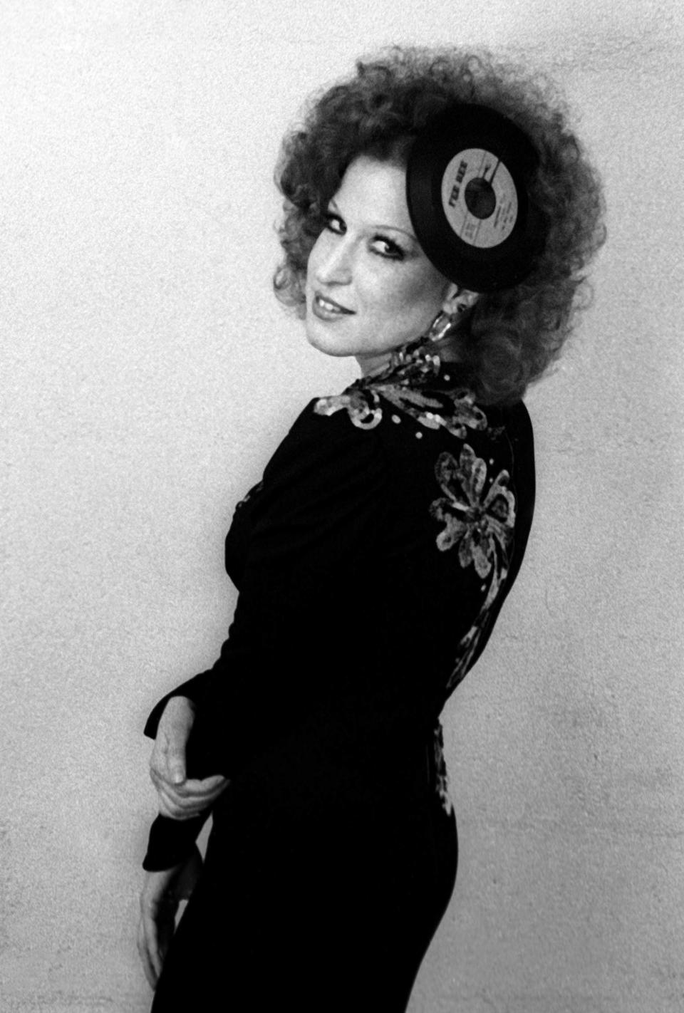 Bette Midler, 1975