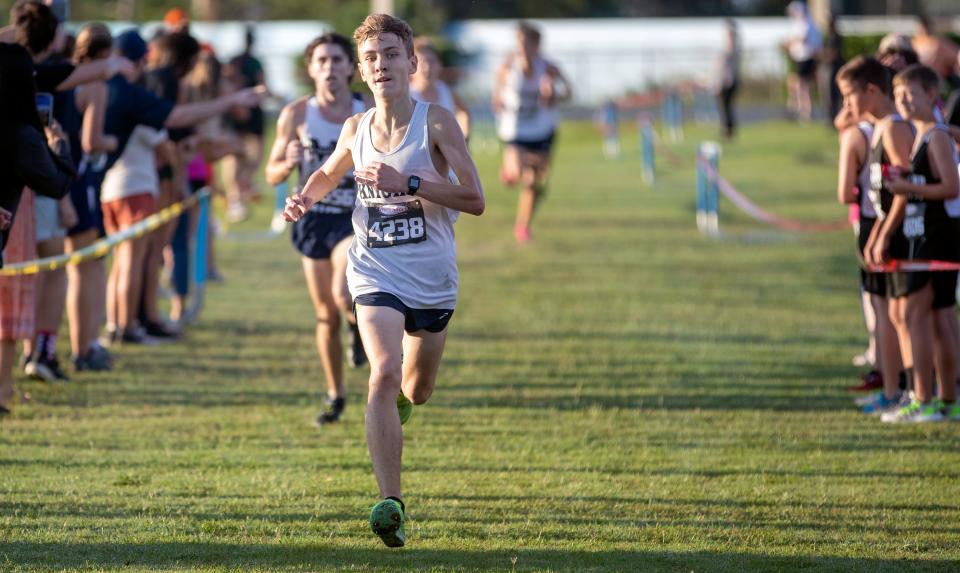 Liam Holzer led Geneva Classical to the boys team title with his fourth-place finish on Saturday at the Polk County Cross Country Meet.