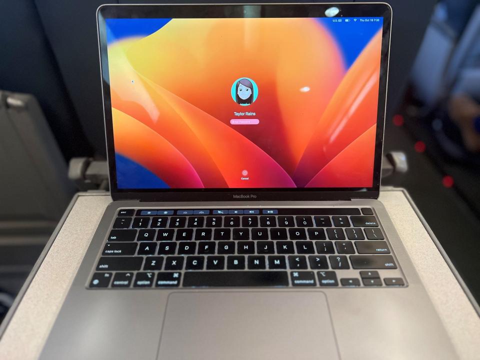 The author's laptop on the Acela.