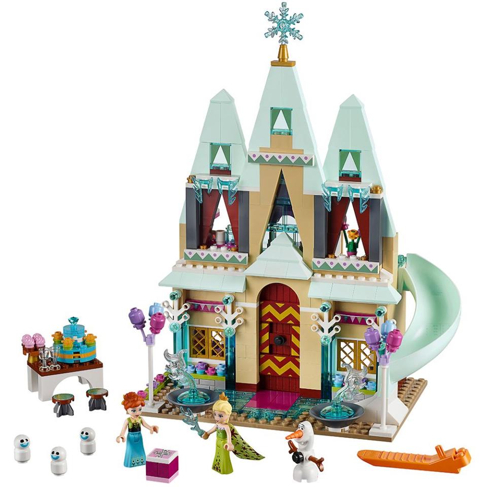 7) LEGO Princess Arendelle Castle