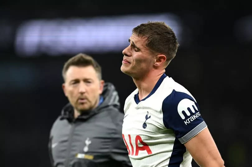 Micky van de Ven is subbed during Tottenham's clash against Man City