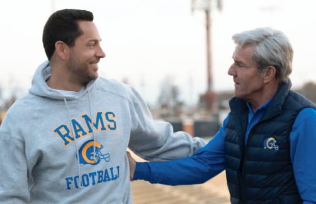 American Underdog' Release Date: Kurt Warner Biopic Set For Christmas Day –  Deadline