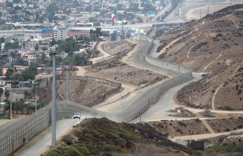US-Mexico border fence San Ysidro