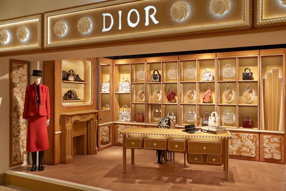 dior harrods holiday windows