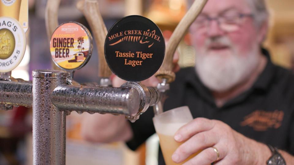 Beer named for the Tasmanian tiger is sold in bars.  / Credit: 60 Minutes