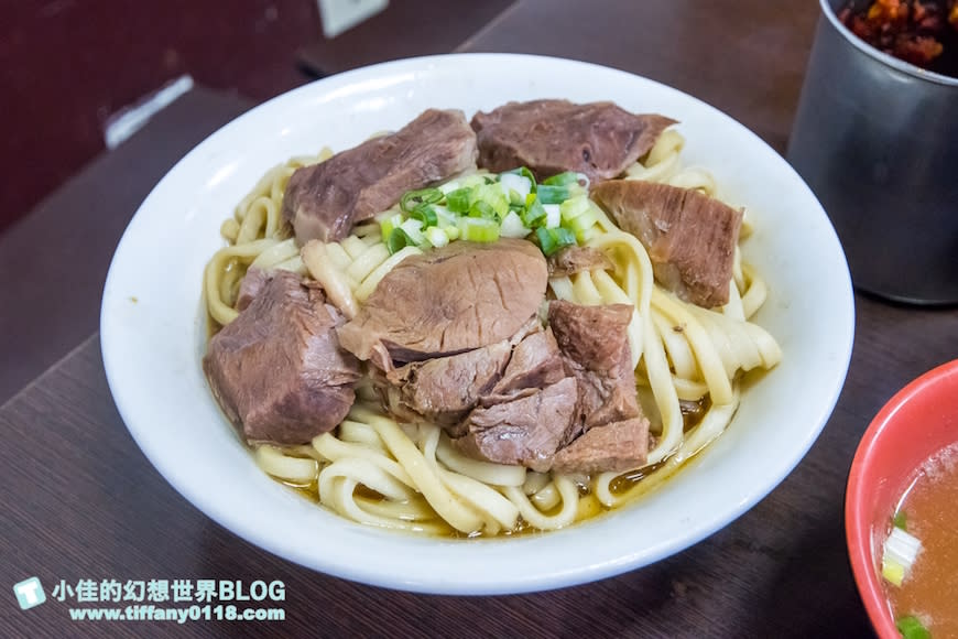 高雄鹽埕｜港園牛肉麵