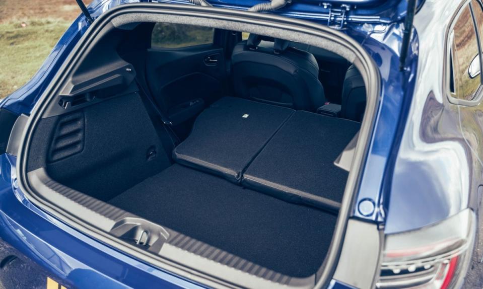 Switch from 391-litre boot space to 1,069 litres with the rear seats folded (Olgun Kordal)