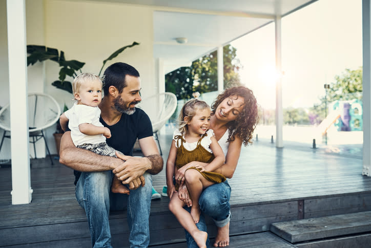 I genitori che pagano un mutuo per la casa intestata al figlio minore non potranno portare in detrazione né le spese, né gli interessi passivi. (Getty)