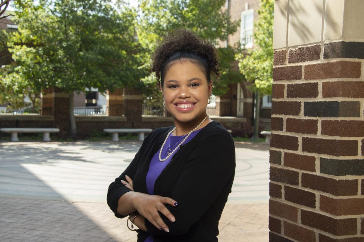 Graduate Student Haley Taylor Schlitz and Marillyn Burton Seeberger Graduation Portraits