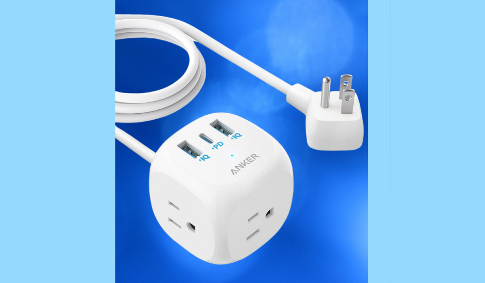 USB outlet extender