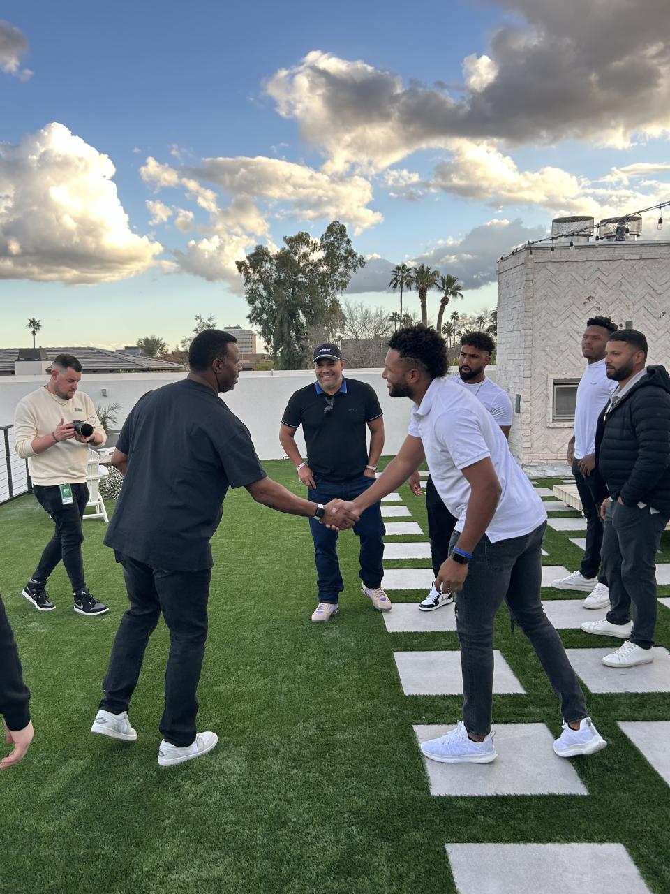 Future Brewers star Jackson Chourio meets Ken Griffey Jr. (Photo by Jordan Shusterman/Yahoo Sports)