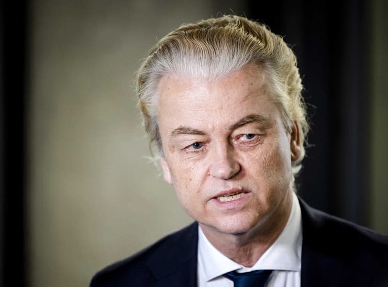 Radical-right populist Geert Wilders (PVV) arrives at the founding talks between the PVV, VVD, NSC and BBB party factions. Almost six months after the parliamentary elections in the Netherlands, the radical right-wing populist Geert Wilders and three other right-wing parties have agreed on a new coalition. Sem Van Der Wal/ANP/dpa