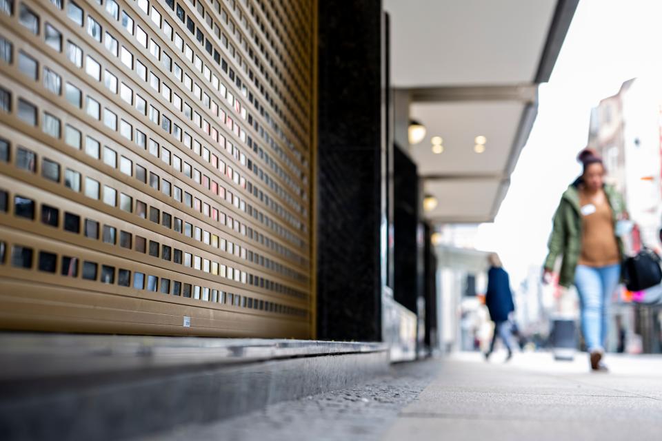 Blick in die Dortmunder Fußgängerzone Westenhellweg. 