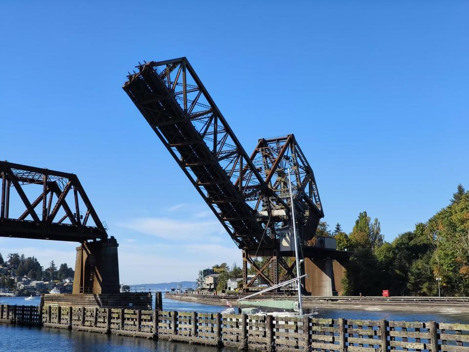 A raised bridge at 2x zoom