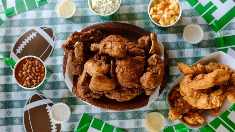 Gus's Fried Chicken with sides