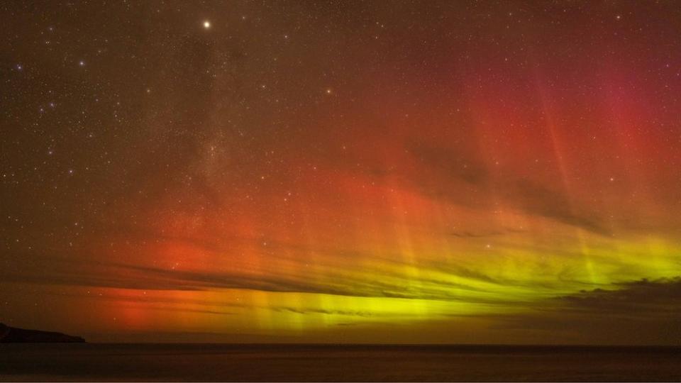 Unusually vivid Southern Lights glow over New
