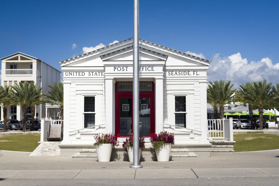 Photo of local post office in Seaside, Florida