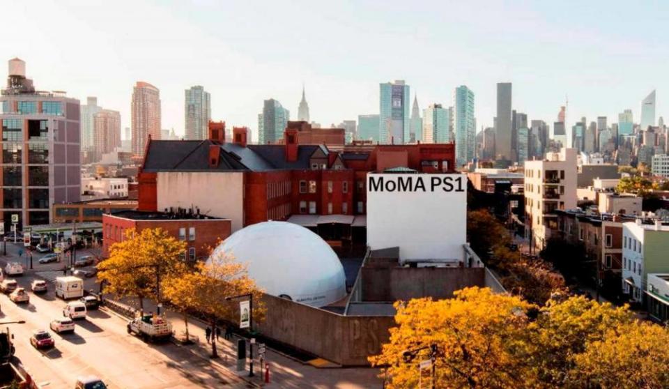 Moma ©  French District